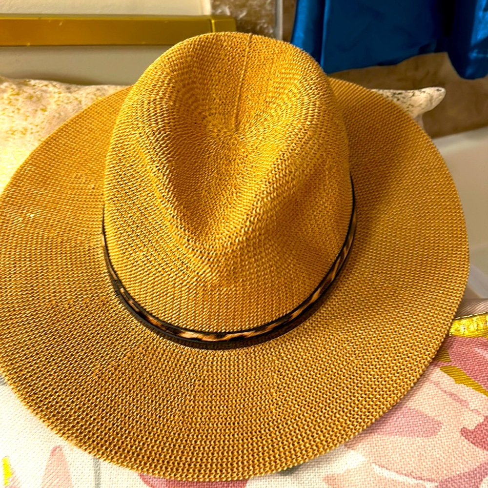 Vince Camuto Nwt